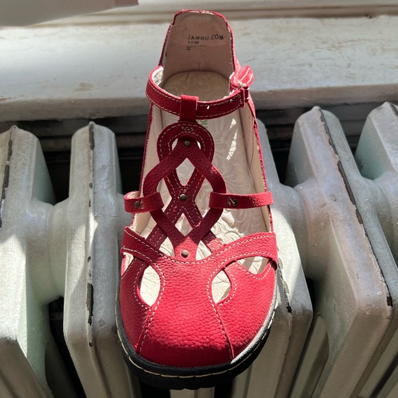 NWOB Jambu Abby Cut-Out Mary Jane Womens Red Memory Foam Footbed Size 10M - Picture 4 of 6